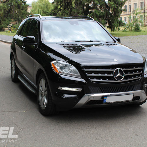 Car Rental Mercedes ML350