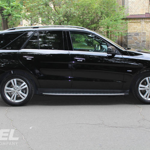 Car Rental Mercedes ML350