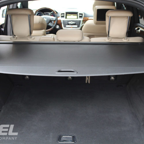 Car Rental Mercedes ML350