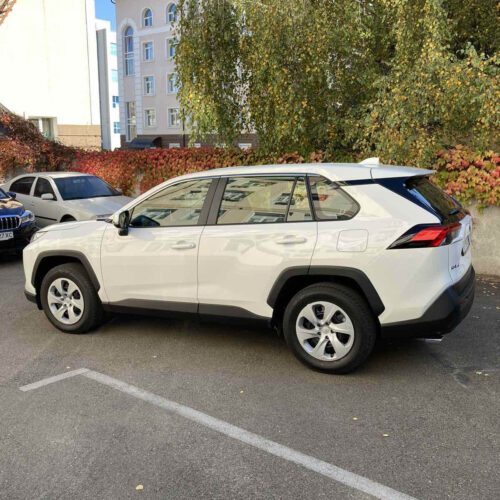 RAV4 car rent Kiev