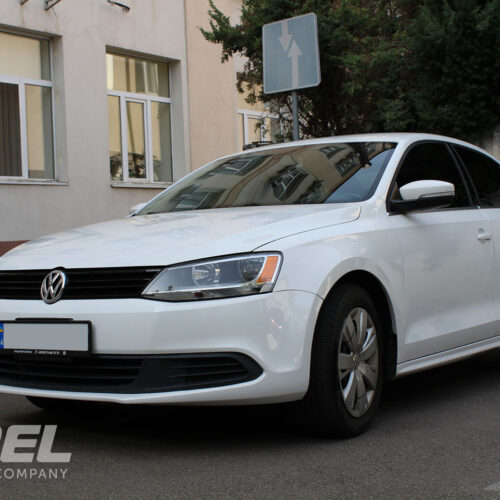 VWJ etta Pirel Car rental Ukraine