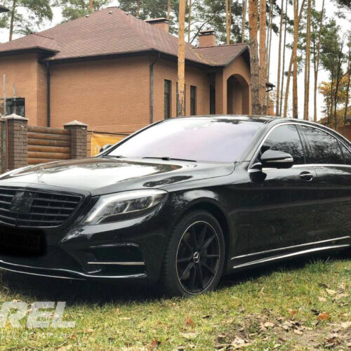 Mercedes-Benz W222 Pirel Car rental Ukraine