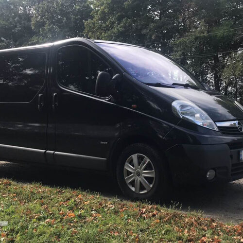 OPEL VIVARO car rental Pirel